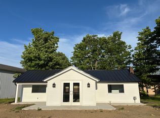 301 S Grove St, Delton, MI 49046
