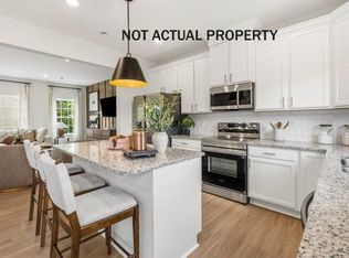 5626 Village Channel Dr, Canalwinchester, OH 43110