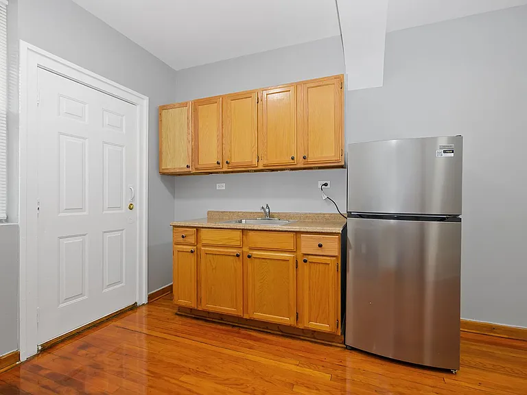 6001-6005 S Richmond St #2915-21 — Photo 4