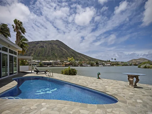 6977 Niumalu Loop, Honolulu, HI 96825