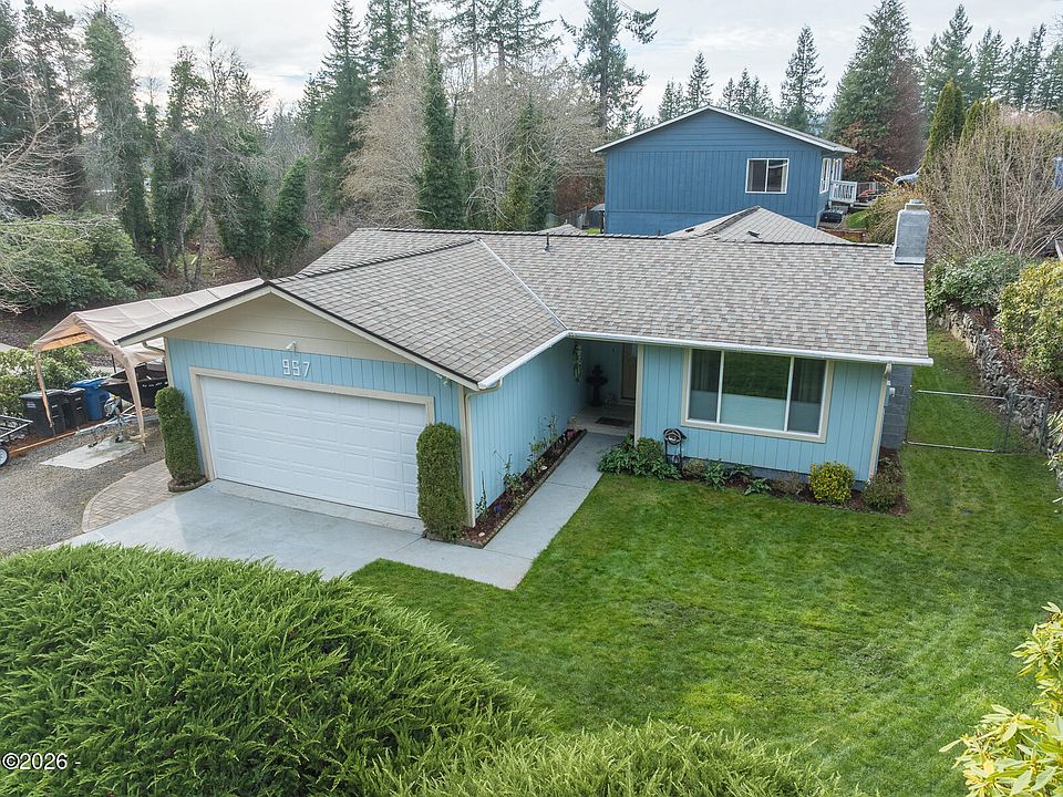 1st image of 957 SE Laverne Dr