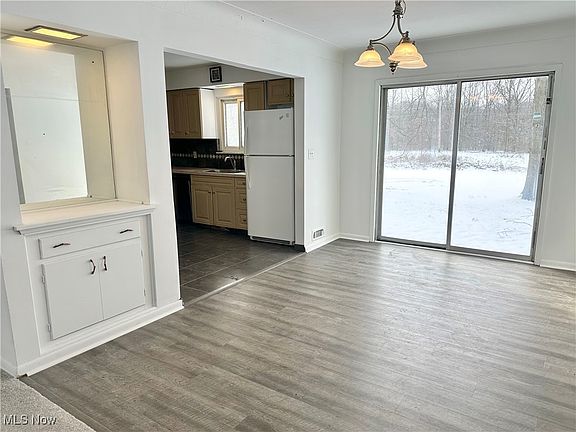 4th image of 6340 Aster Dr