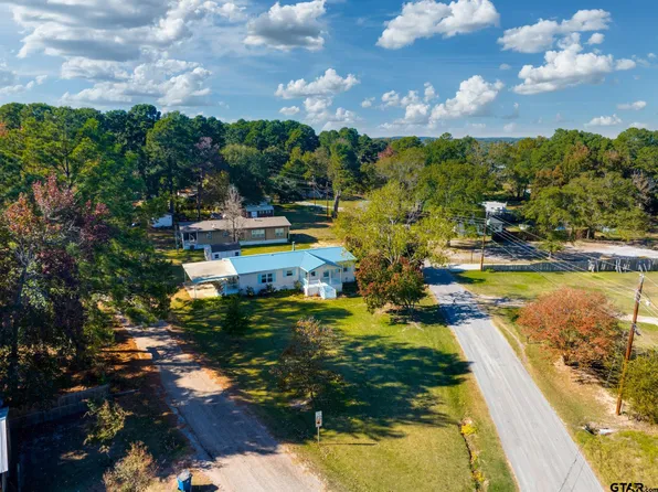 20625 Pine Dr, Chandler, TX 75758