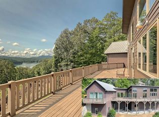 860 Village Rd, Murphy, NC 28906