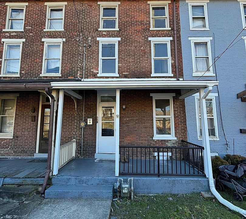 1st image of 558 Walnut St