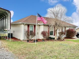233 Sycamore Dr, Bronston, KY 42518