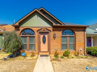 410 Autumnwood Dr SW, Decatur, AL 35601