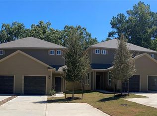 62 Woodland Hills Dr #A, Conroe, TX 77303