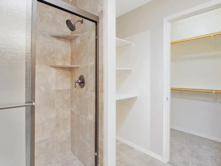 6204 Avanti Dr — Photo 11