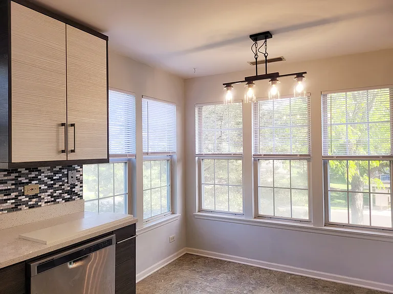 112 White Branch Ct — Photo 16