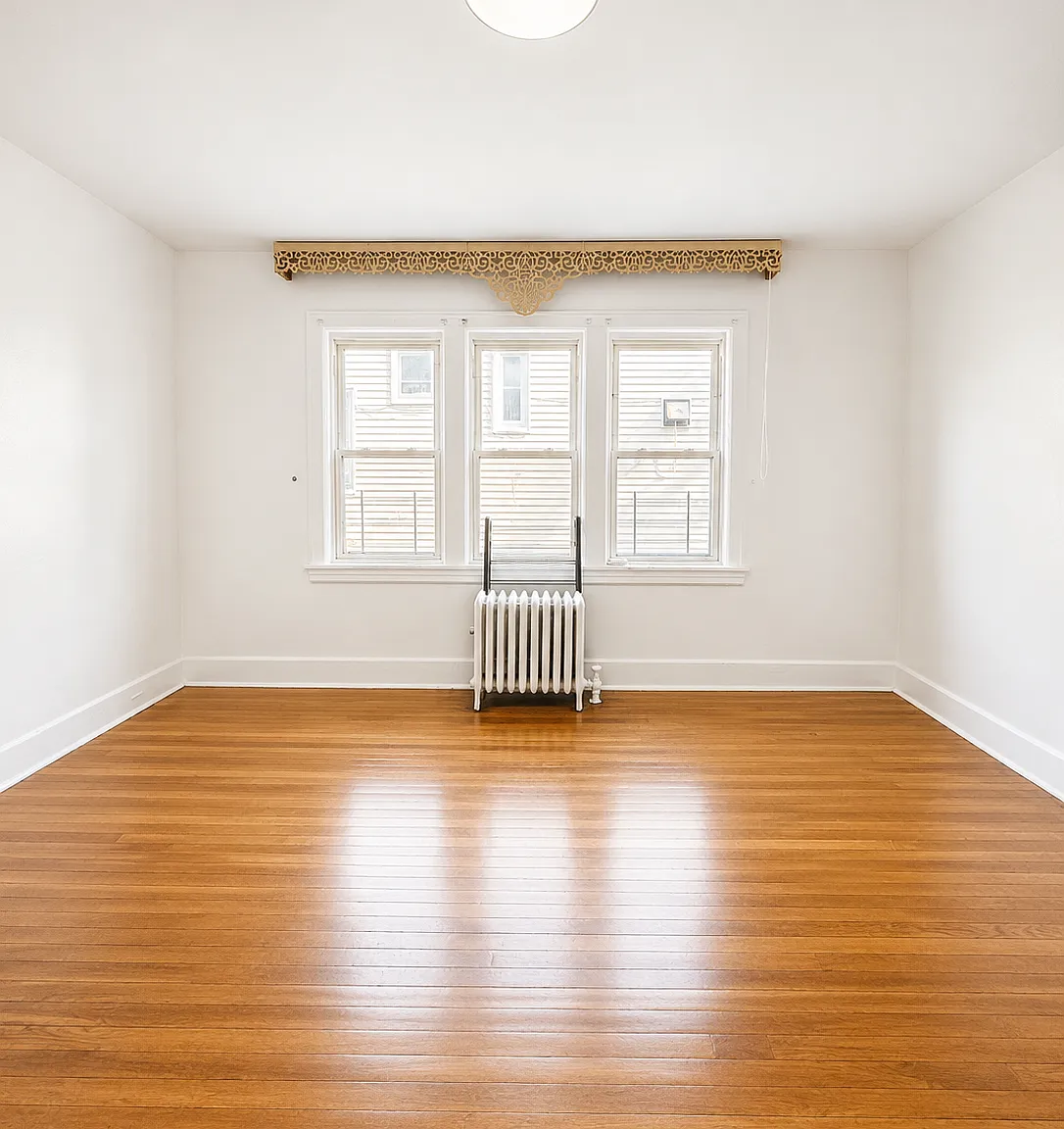 2 bed, 1100 sqft, $2,600 — Photo 3