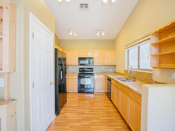 4th image of 14517 N 87th Dr