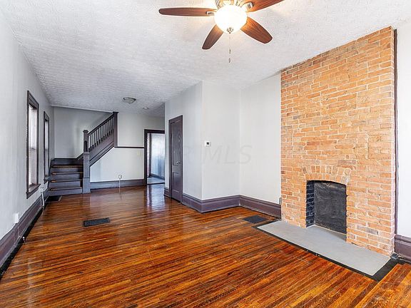 3rd image of 570-572 Lilley Ave