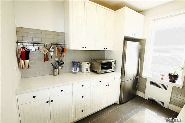 Sold by Remax City Square | media 9