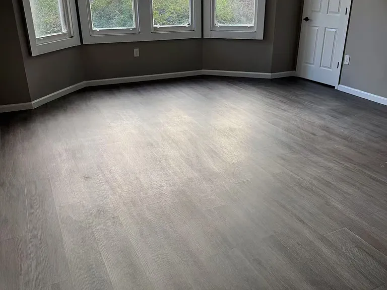 747 Clinton Springs Ave — Photo 31