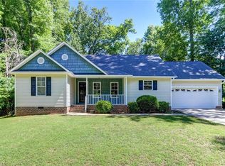 7925 Curtina Ln, Lewisville, NC 27023