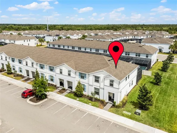 2427 Dubai St, Kissimmee, FL 34747