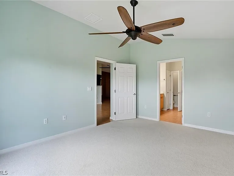 2427 Woodbourne Pl — Photo 13