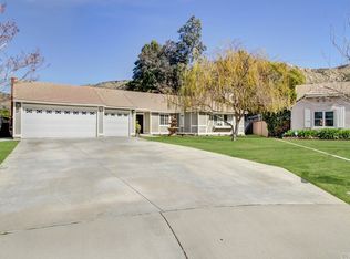 10290 Dawn View Cir, Moreno Valley, CA 92557