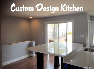 28 Cynthia Ln, Plainview, NY 11803