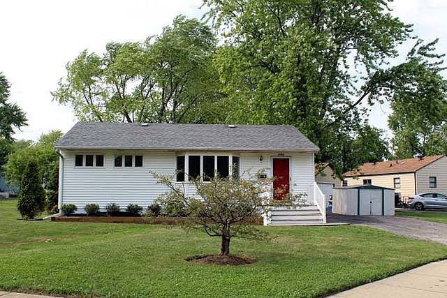 1st image of 2700 Yeoman St