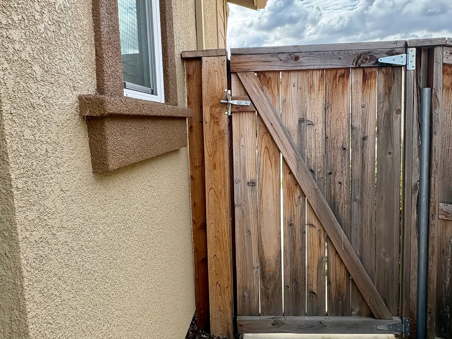 1 bed, 750 sqft, $1,700 — Photo 1