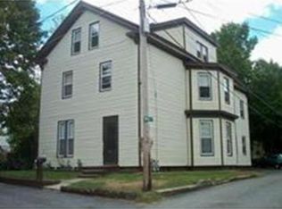29 Pierce Pl, Clinton, MA 01510