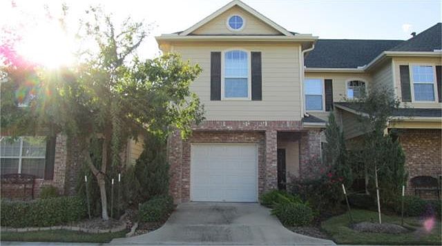 1st image of 914 Fish Creek Dr