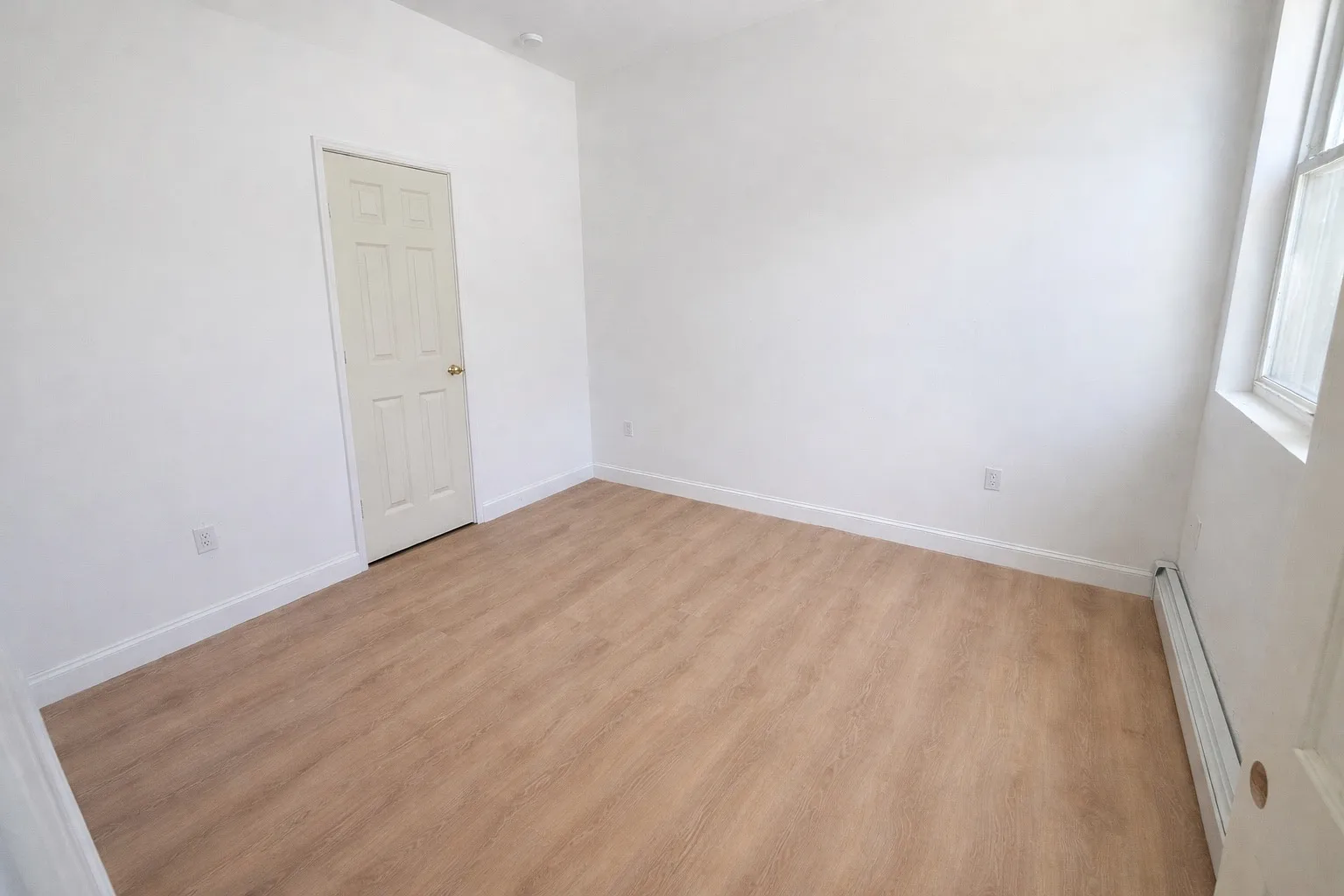 1 bed, 500 sqft, $1,700 — Photo 1