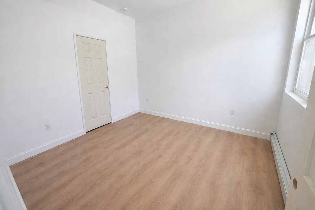 Building Photo - 403 Jersey St #3