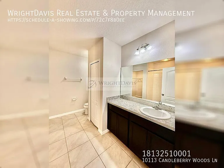 10113 Candleberry Woods Ln — Photo 16