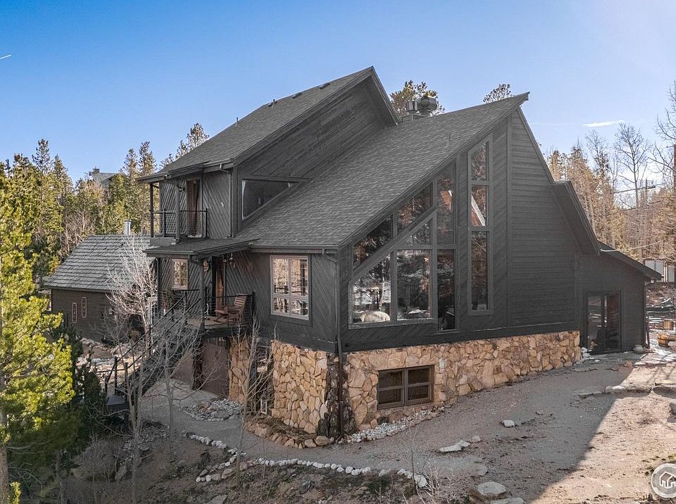 1st image of 5 Rudi Ln W