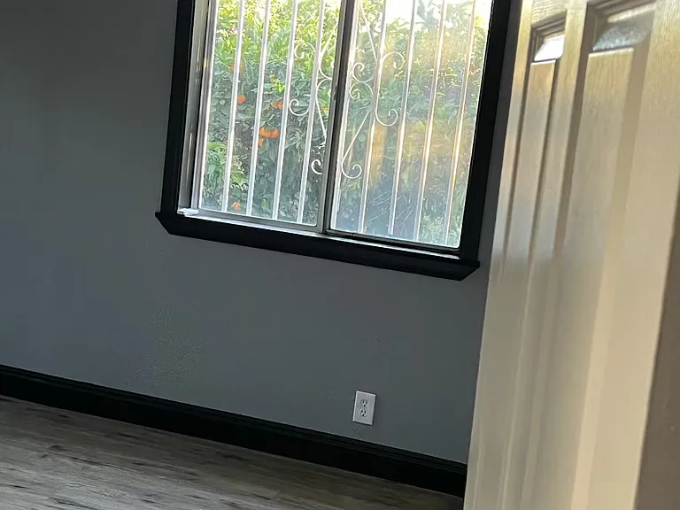 Enterance to the bedroom.
