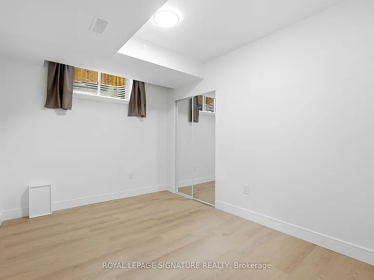 53 Bishop Ave #2 — Photo 29