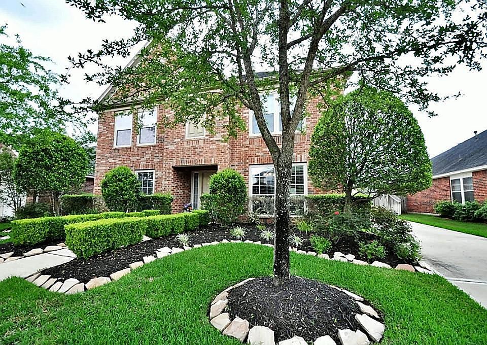 1st image of 3822 Lake Ballinger Ln