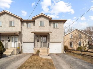 1241 King St E, Cambridge, ON N3H3P9