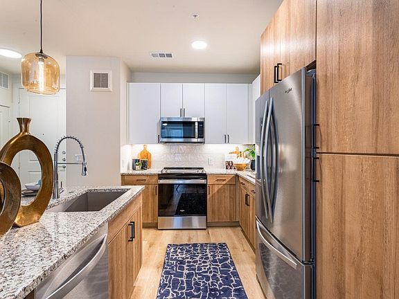 2nd image of 2040 Estates Dr #121-1015