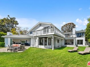 400 Chautauqua Blvd, Pacific Palisades, CA 90272