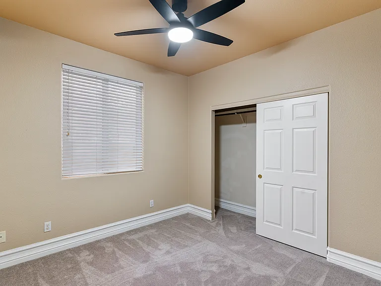7220 Shallowford Ave — Photo 75