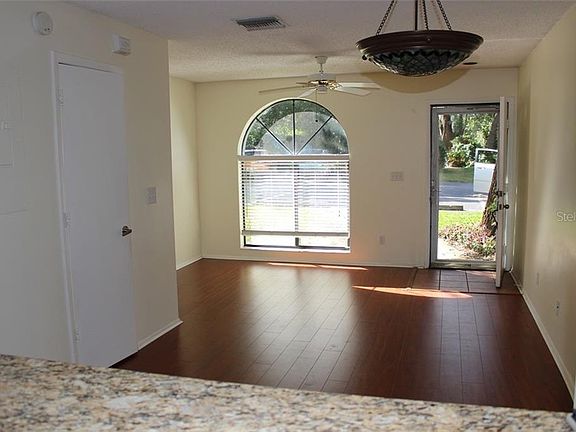 4th image of 3583 Whispering Oaks Ln #82