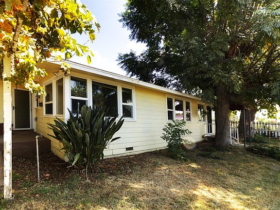 3rd image of 12725 S Fowler Ave