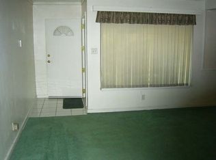 10205 S 1st Ave, Inglewood, CA 90303