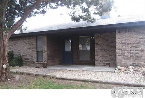 4th image of 3010 Veterans Ave