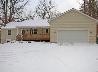 6321 Sober Rd, Fowlerville, MI 48836