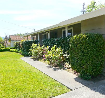 2nd image of 1047 Lorraine Dr