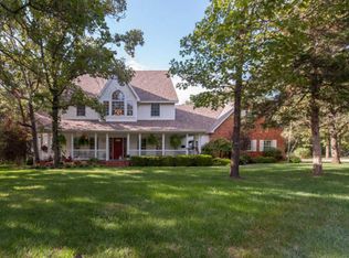 1156 Spring Valley Loop, Marshfield, MO 65706