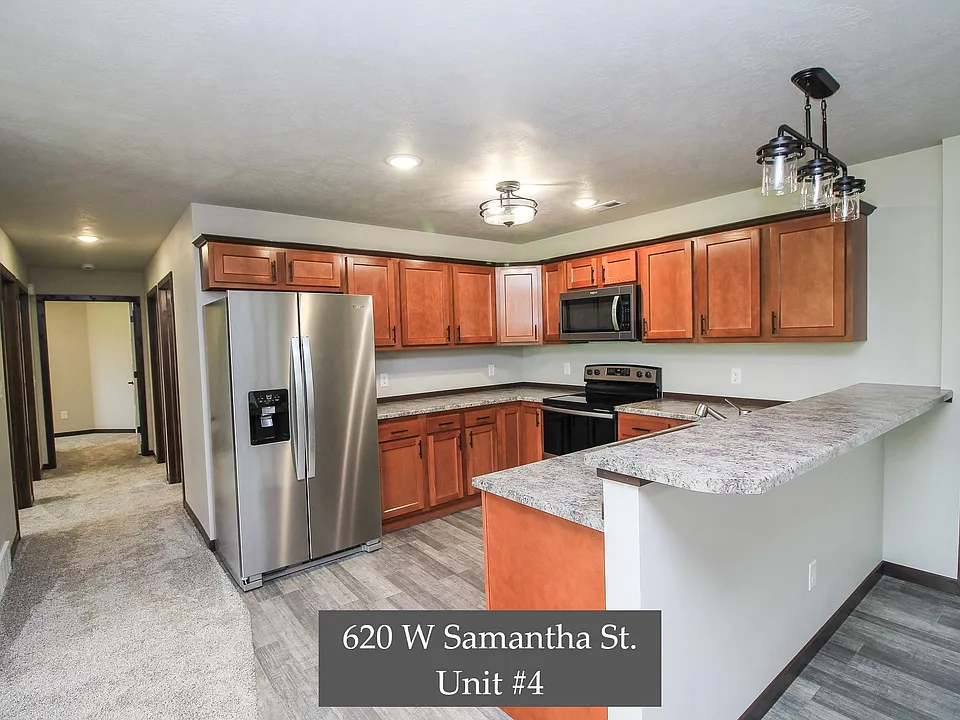 600 & 620 W Samantha St #620-4