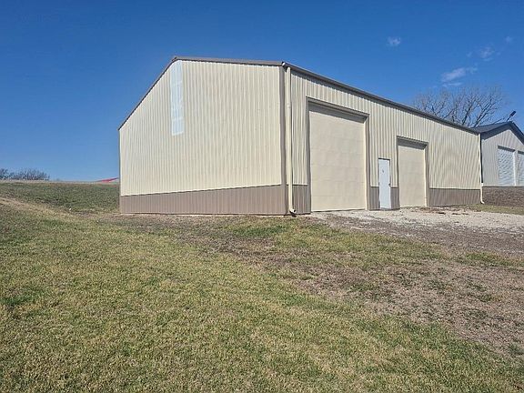 2nd image of S 138 Lindberg Dr