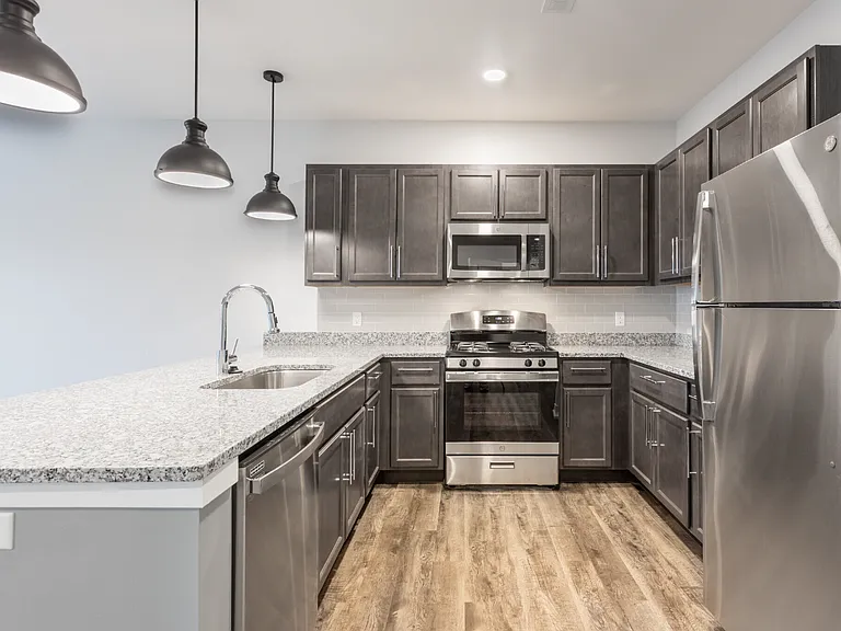 River Point West — Photo 12