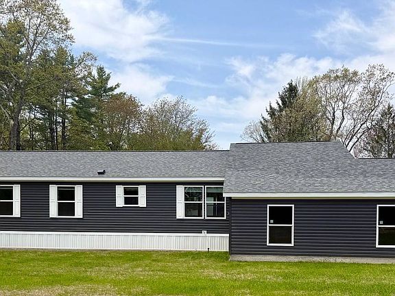 2nd image of 16 Pine Haven St